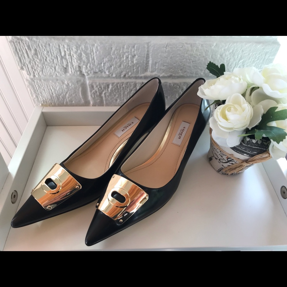 COACH NWOT Lawrence Heels